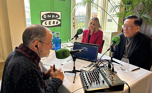 Noticia Onda Cero Gipuzkoa, en Café Saigón San Sebastián