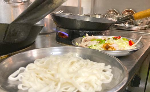 Hoy comemos al ‘wok’… Pero,¿qué es?  Noticia Hoy comemos al ‘wok’… Pero,¿qué es?
